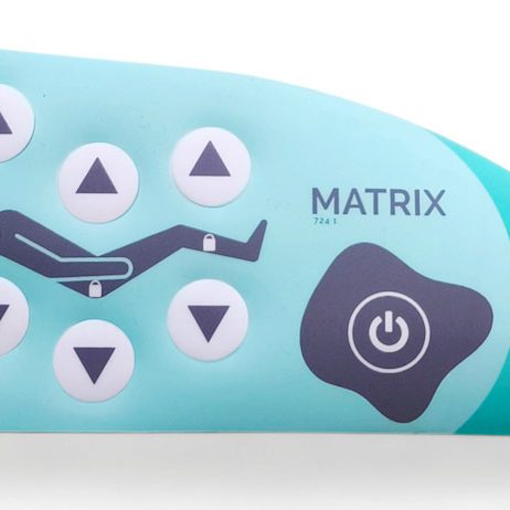 carátula en policarbonato con botones resaltados Control remoto de una máquina de medicina con botones resaltados